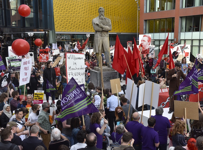 Photo © the artist; Phil Collins, "Ceremony", 2018. Courtesy Shady Lane Productions, Berlin. Photographer: Joel Fildes.