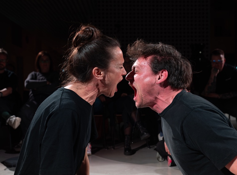 Primož Bezjak & Katarina Stegnar: "AAA-AAA (1978/2026)", program reperformansov ART VITAL – 12 let tandema Ulay / Marina Abramović, Cukrarna / MGML, 8. 3.2026