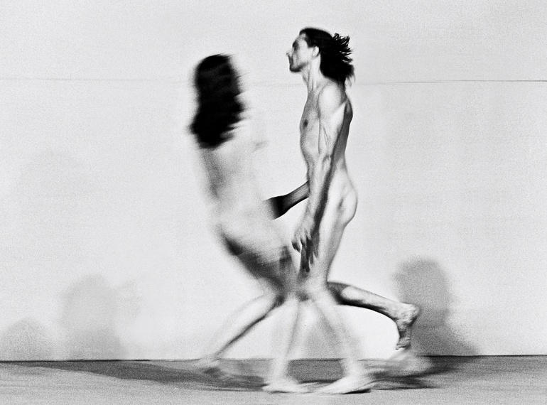 Ulay / Marina Abramović: "Relation in Space", performans (58 minut). XXXVIII Biennale, Giudecca, Benetke Julij, 1976.