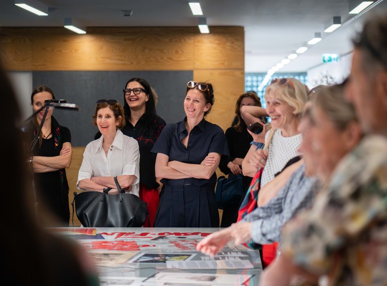 "Greetings from Sarajevo", pogovor z Bojanom Hadžihalilovićem in odprtje mikro razstav v Sivi coni (MGML, SLO), 5. 6. 2025.