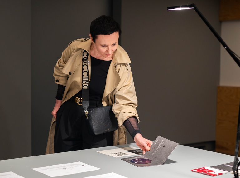 Jaka Berger, "Treatise" v solo izvedbi, predavanje in koncert v Sivi coni