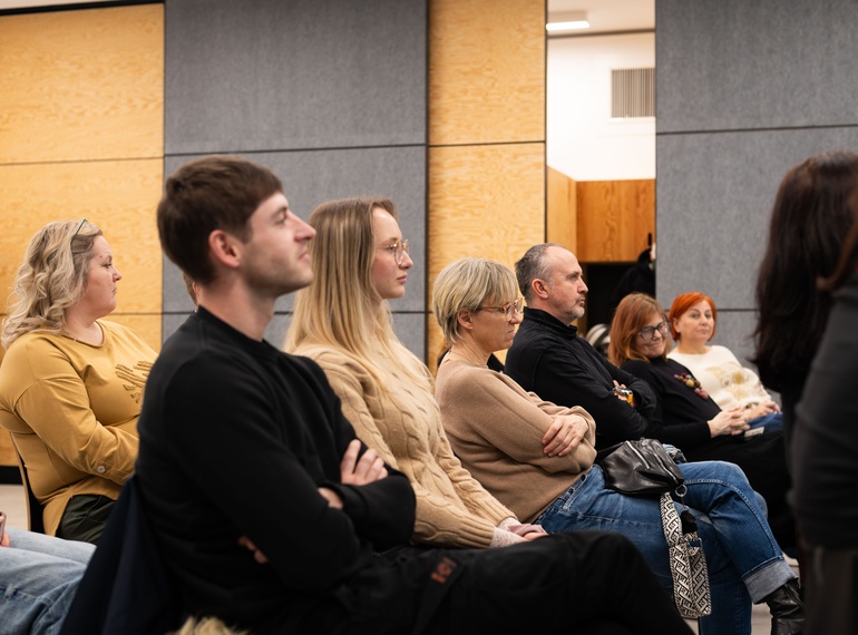 Miselna prožnost in ustvarjanje odnosov – Interaktivno predavanje, spremljevalni program razstave ART VITAL (MGML, SLO), 12. 2. 2026.