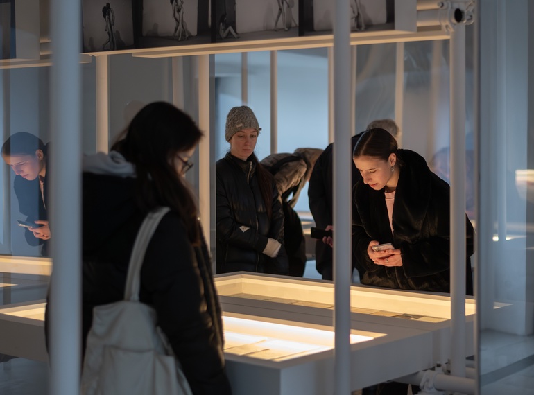 "ART VITAL – 12 let tandema Ulay / Marina Abramović", razstava v Cukrarni (MGML, SLO), 2025.