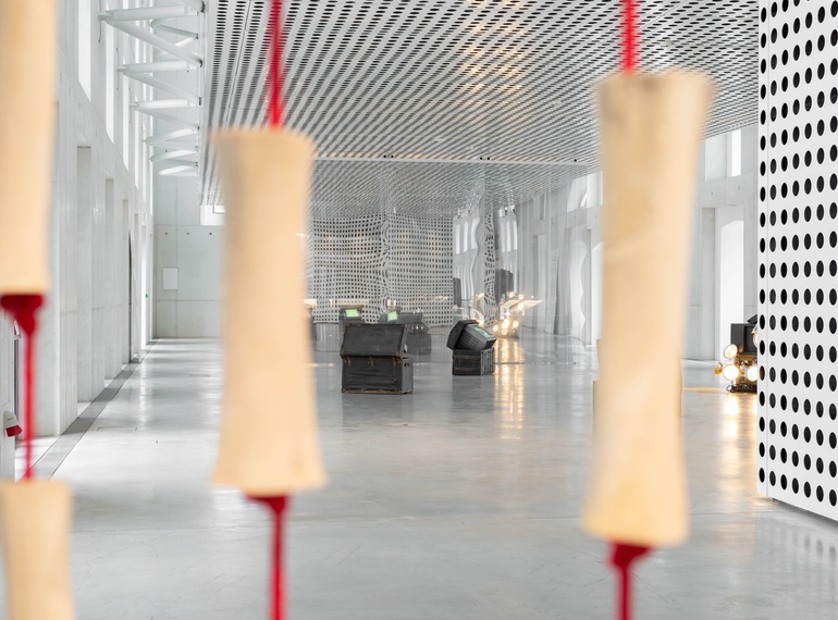 "ART VITAL – 12 let tandema Ulay / Marina Abramović", razstava v Cukrarni (MGML, SLO), 2025.