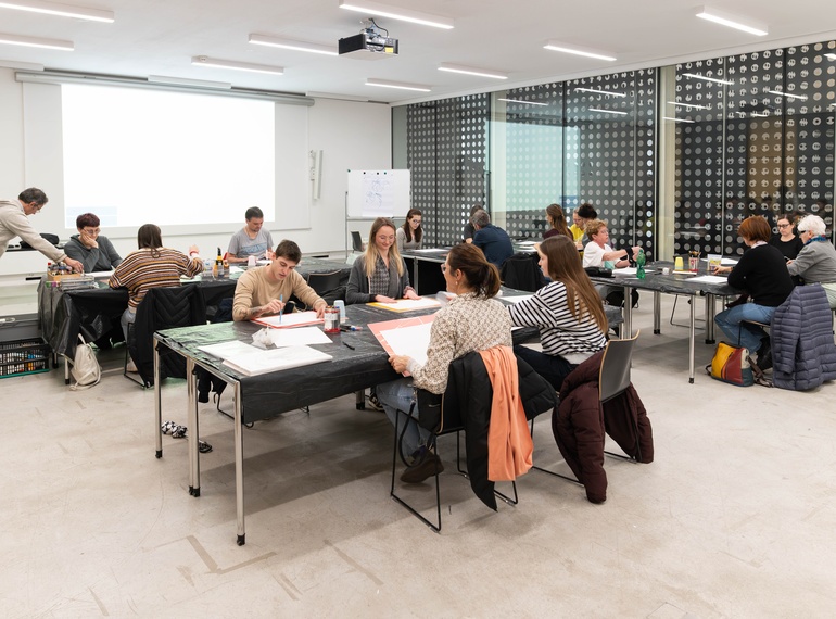Delavnica čuječega risanja s Petrom Ciuhom, spremljevalni program razstave ART VITAL (MGML, SLO), 14. 2. 2026.