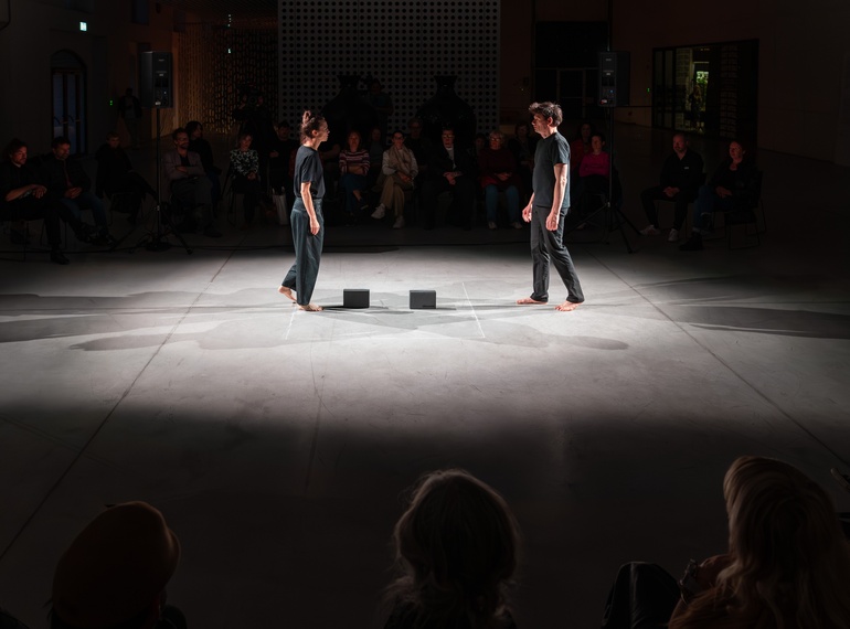 Primož Bezjak & Katarina Stegnar: »Breathing In/Breathing Out«, re-performances programme ART VITAL – 12 Years of Ulay / Marina Abramović, Cukrarna Gallery / MGML