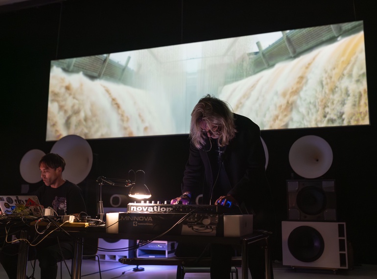 300,000 V.K. & STANGLICZKY–ČADEŽ–BATISTA: “Spekter_Flux”, performances accompanying exhibition "At the Edge of Reason" Cukrarna Gallery / MGML, 16 October 2025.